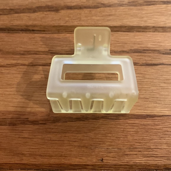 10 Claw Hair Clips - Picture 11 of 13